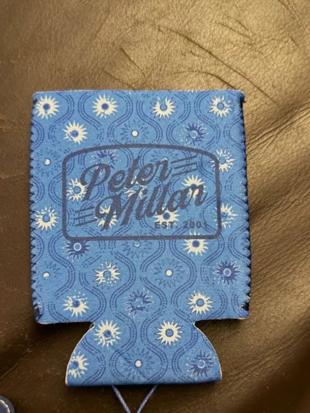NEW Peter Millar Blue Sunburst Pattern Beverage Can Cooler Koozie